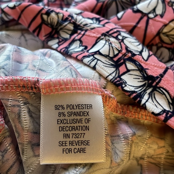 Croft & Barrow Soft Elastic Neckline Top Sz 1X Exclusive Of Decoration! - Picture 4 of 6